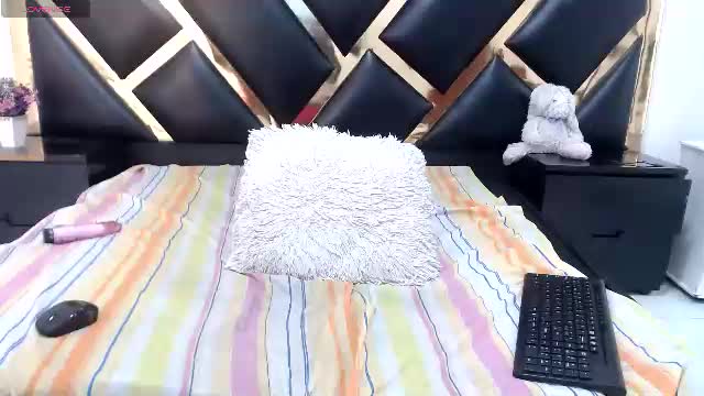 aprilycrystal Adult Chat June 10, 2026