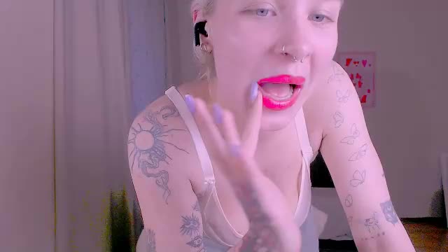 hot_blonda_ Adult Chat June 10, 2026