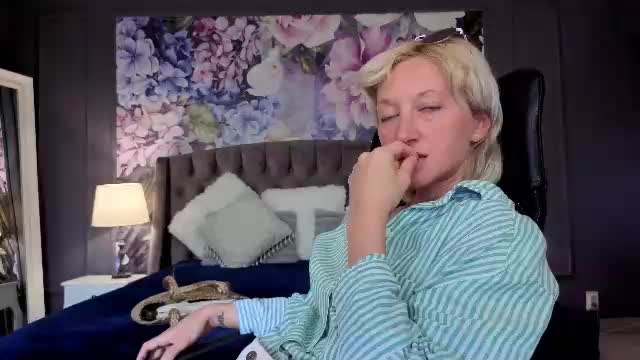 natalie_bitton Adult Chat June 10, 2026