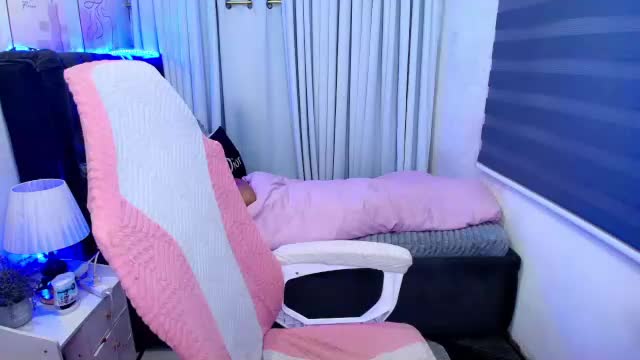 fuckingnaughtyjayde Adult Chat June 10, 2026