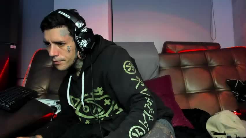 jhonny_ackerman Adult Chat June 11, 2026