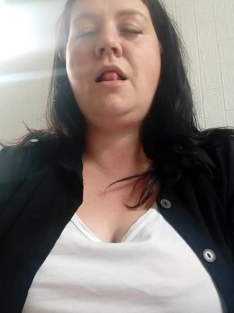 AnnaVictoriaa Adult Chat June 11, 2026