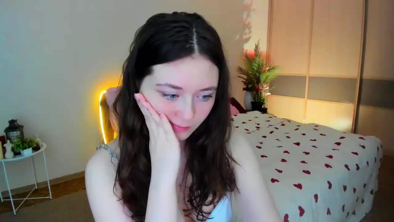 AlluringLookk Adult Chat June 11, 2026