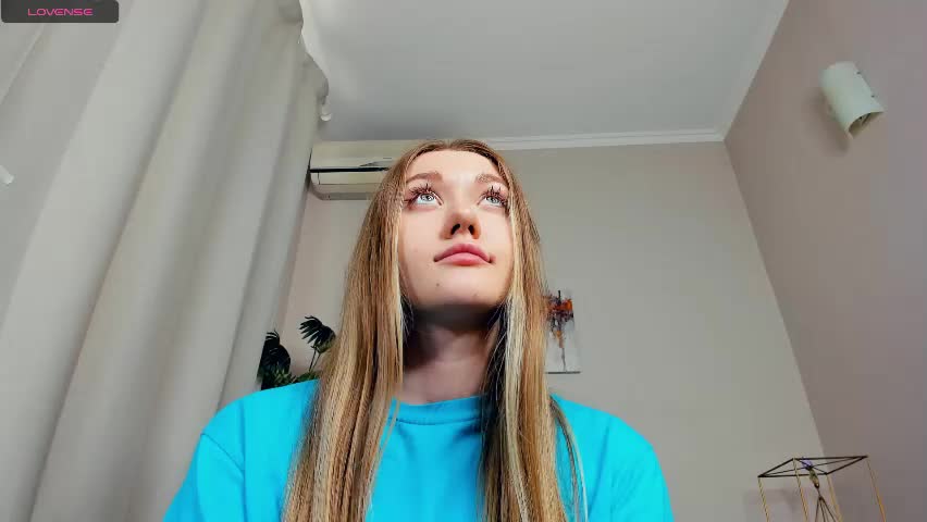 laviniahoutz Adult Chat June 11, 2026
