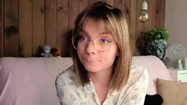 tonitatooker Adult Chat June 12, 2026