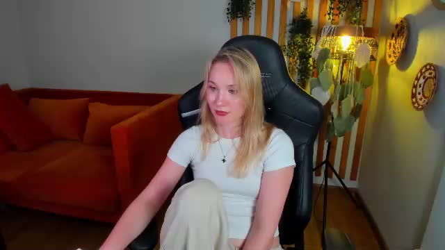 elaravoltage Adult Chat June 12, 2026