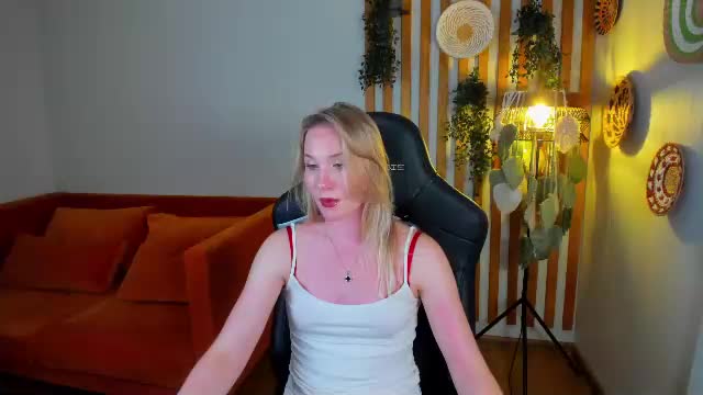 elaravoltage Adult Chat June 12, 2026