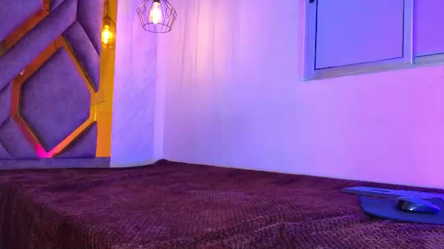 ey_im_simone_ Adult Chat June 12, 2026