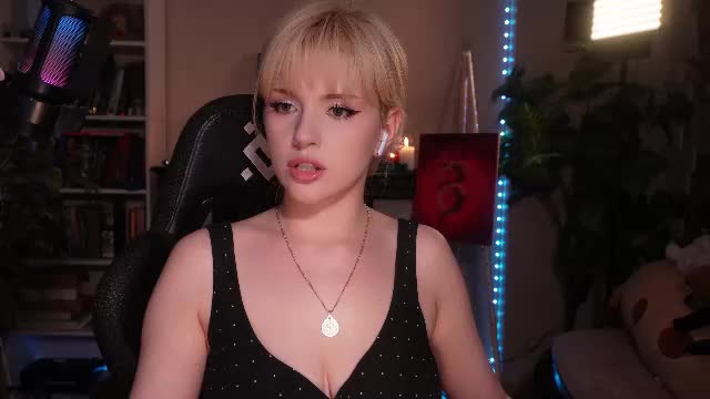 chriss_foxx Adult Chat June 12, 2026