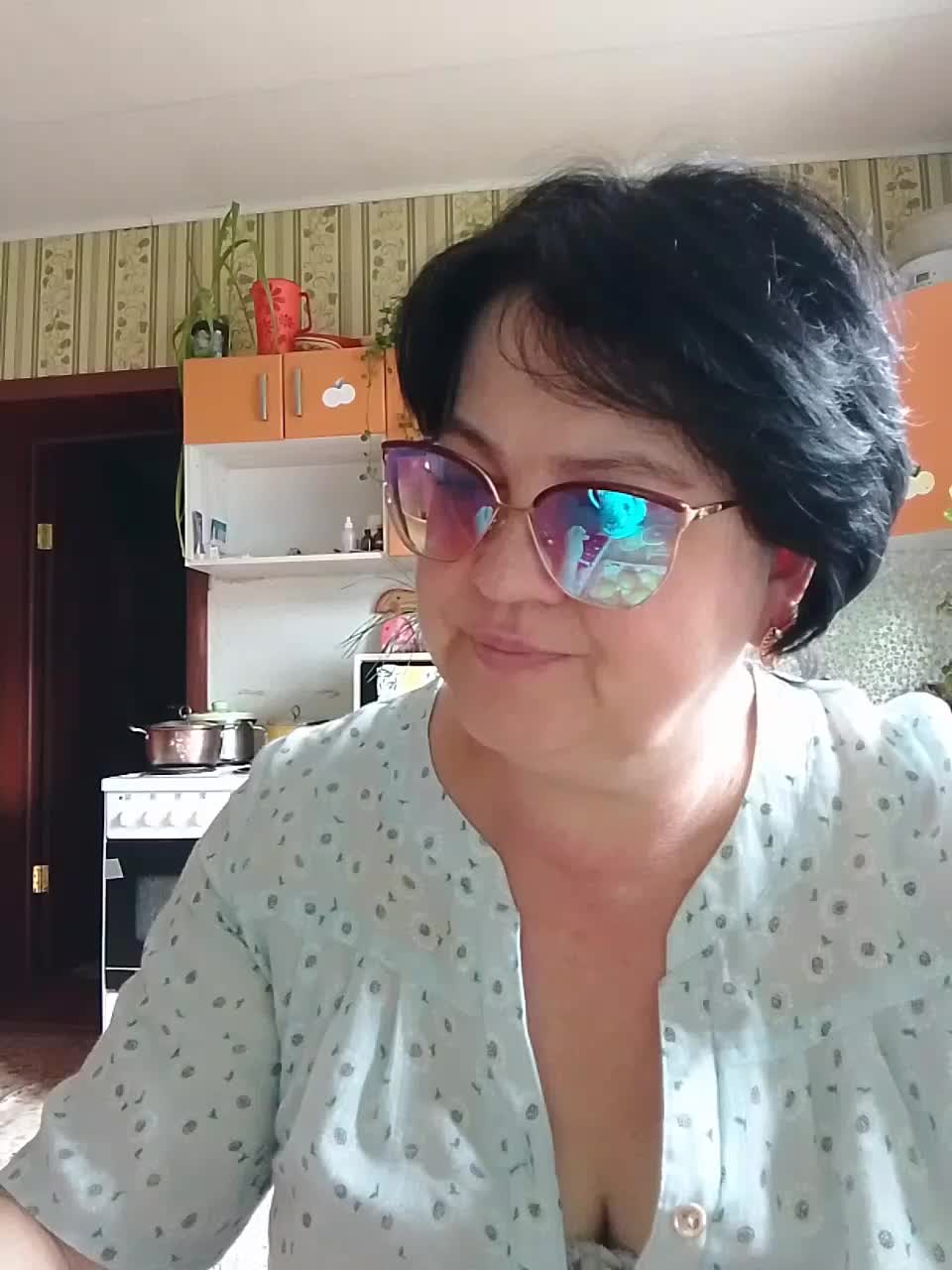 Tanya19722 Adult Chat June 12, 2026