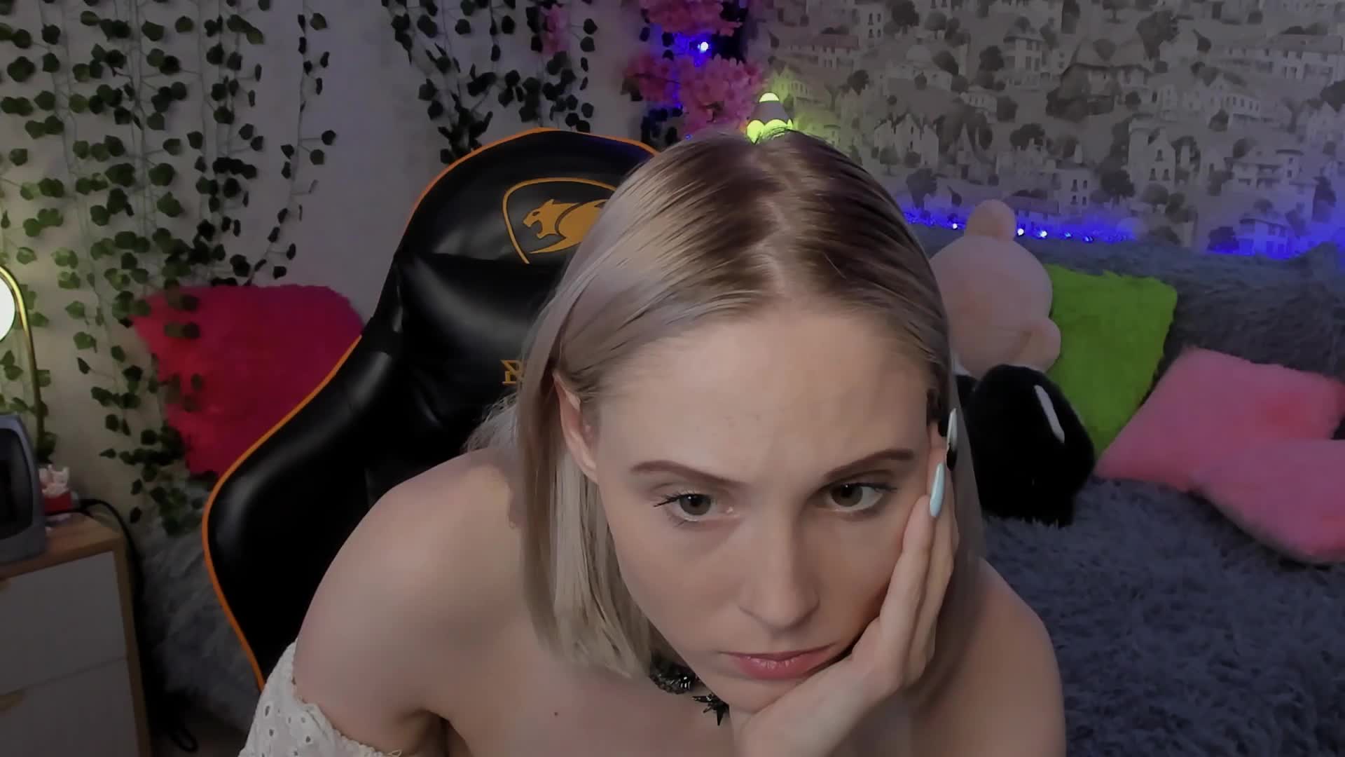 GinaGinaLove Adult Chat June 12, 2026