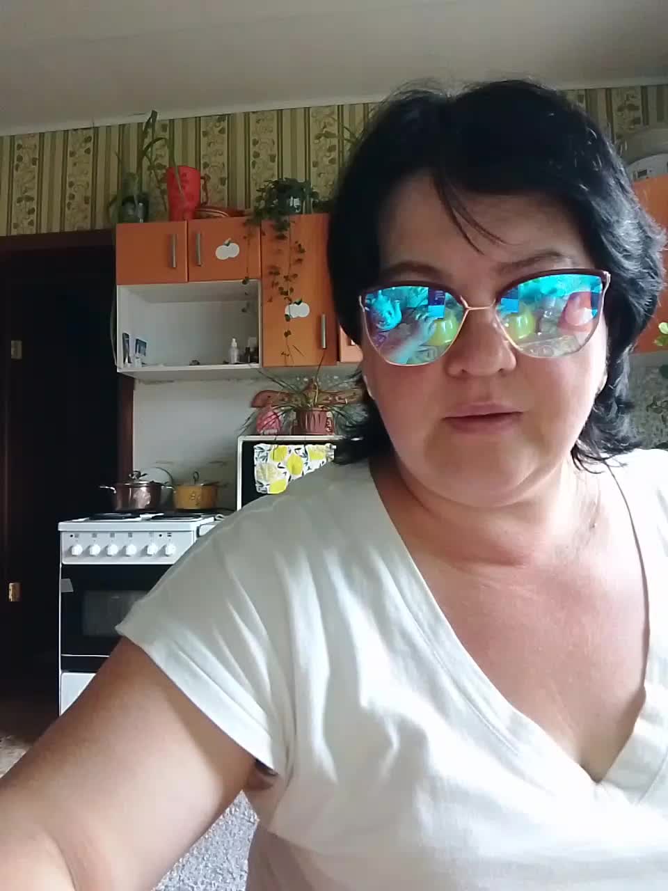 Tanya19722 Adult Chat June 12, 2026