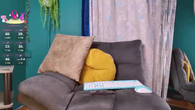 layla_17 Adult Chat June 12, 2026