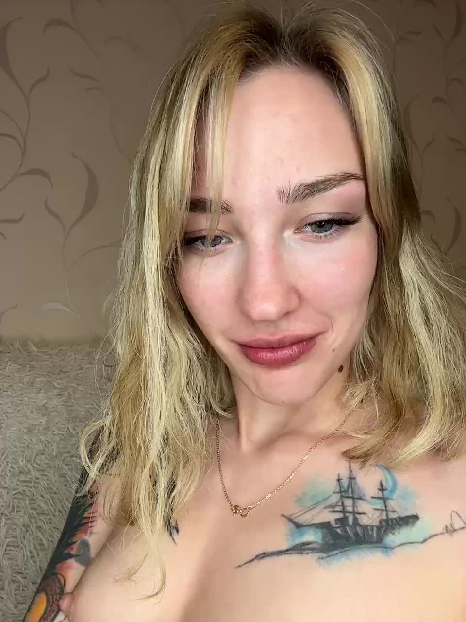 AlinnaAnnila Adult Chat June 12, 2026
