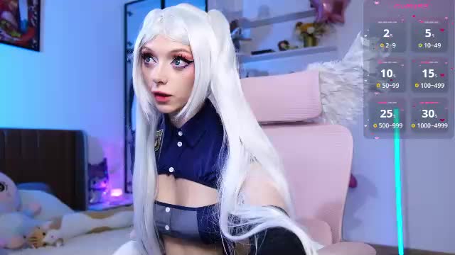 holliwould_ Adult Chat June 12, 2026
