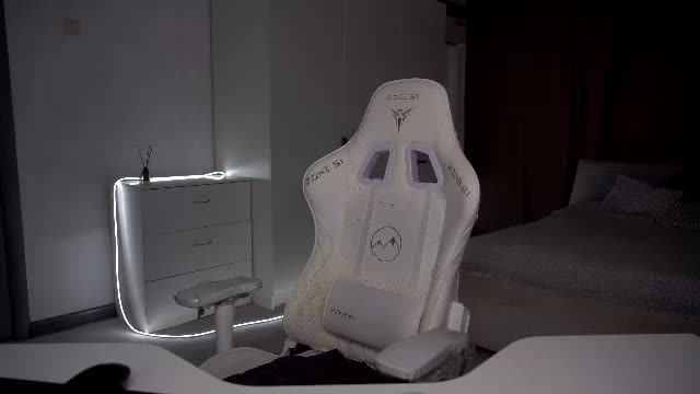 evelina_fox Adult Chat June 12, 2026
