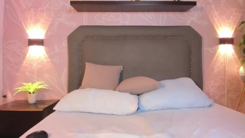lunna_celeste Adult Chat June 12, 2026