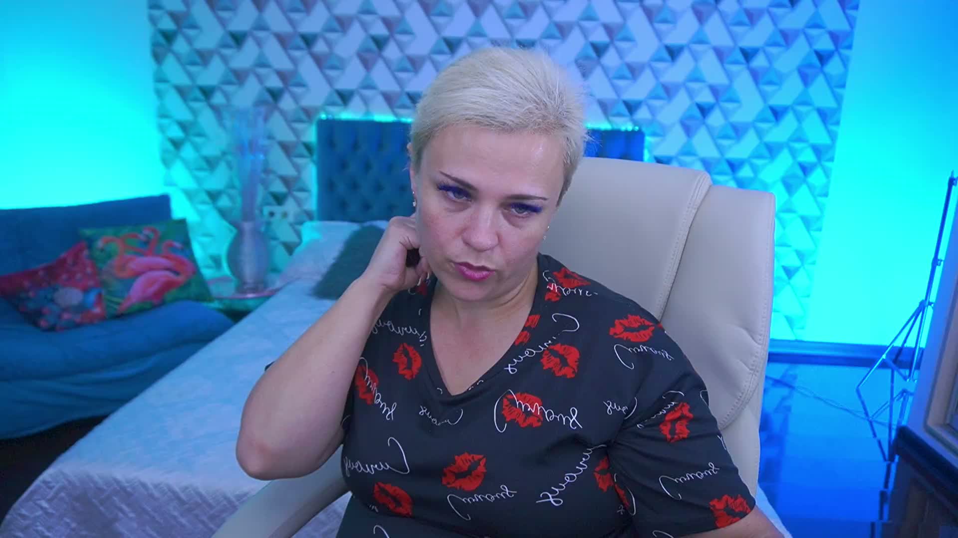 CrystalVibe Adult Chat June 12, 2026