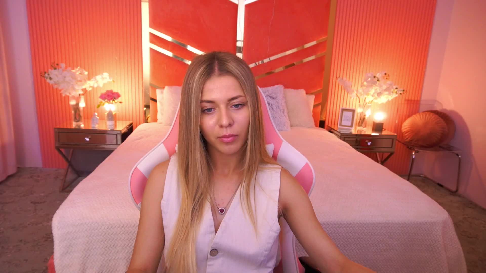 LoveeDove Adult Chat June 12, 2026