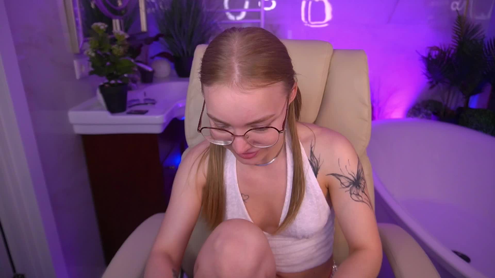 EmilySunShine Adult Chat June 12, 2026
