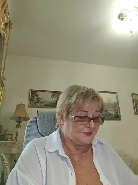 KarinkaSweet Adult Chat June 12, 2026