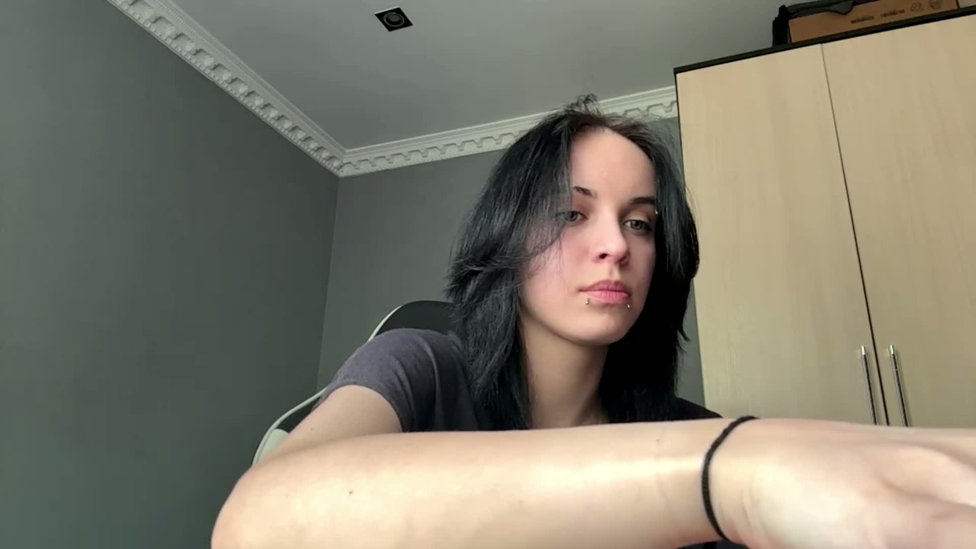 tootightwiththong Adult Chat June 12, 2026