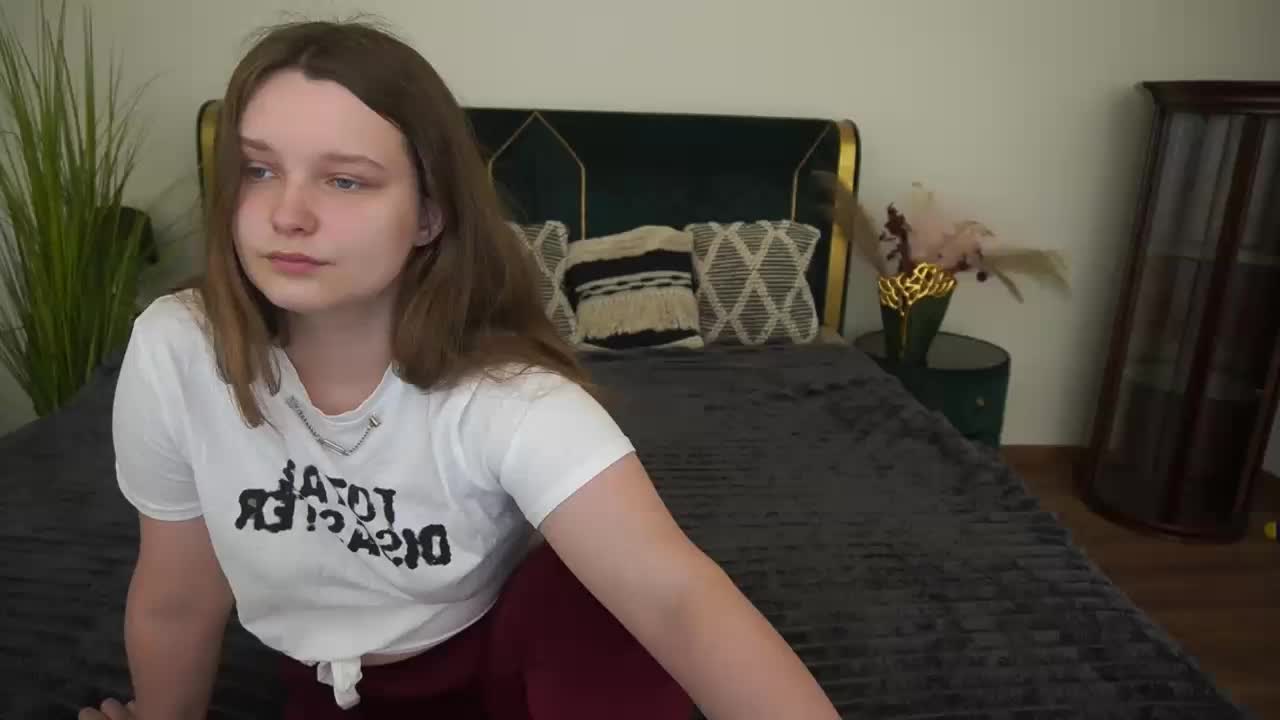 MagikPeachh Adult Chat June 12, 2026