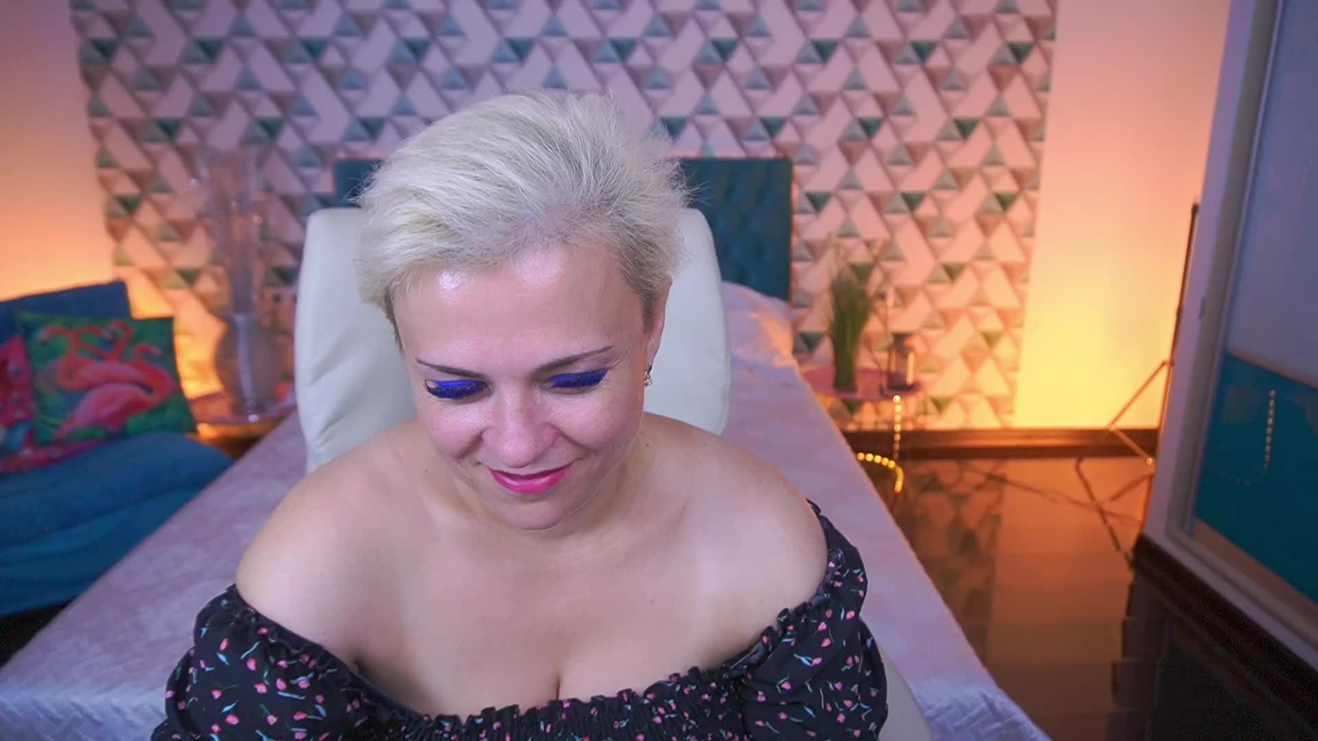 CrystalVibe Adult Chat June 13, 2026