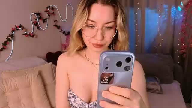 leyalayla Adult Chat June 14, 2026