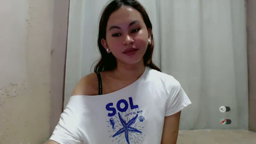 sofia_sweetheart18 Adult Chat June 14, 2026