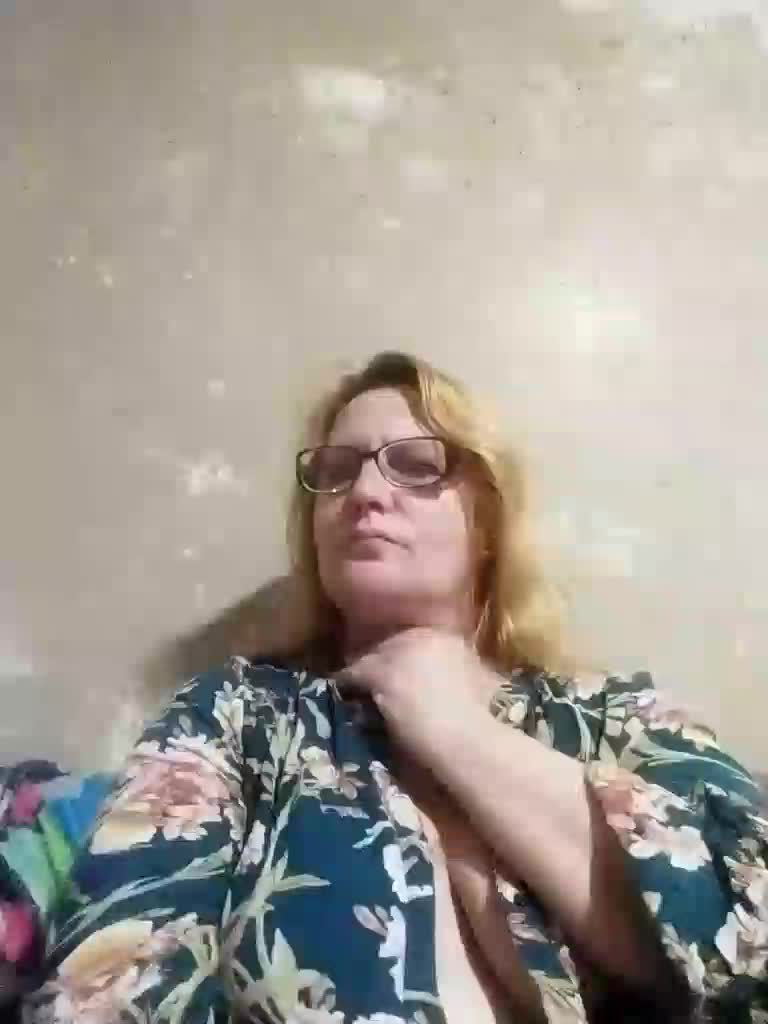 ForestLadyXL Adult Chat June 14, 2026