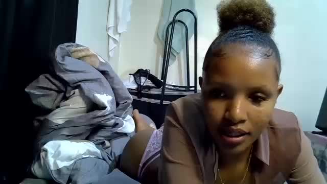 petite_melinda Adult Chat June 14, 2026