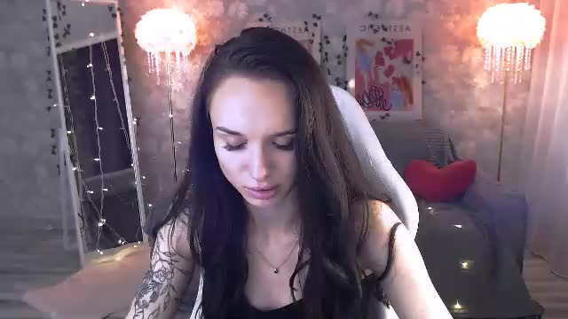 nicolemerz Adult Chat June 13, 2026