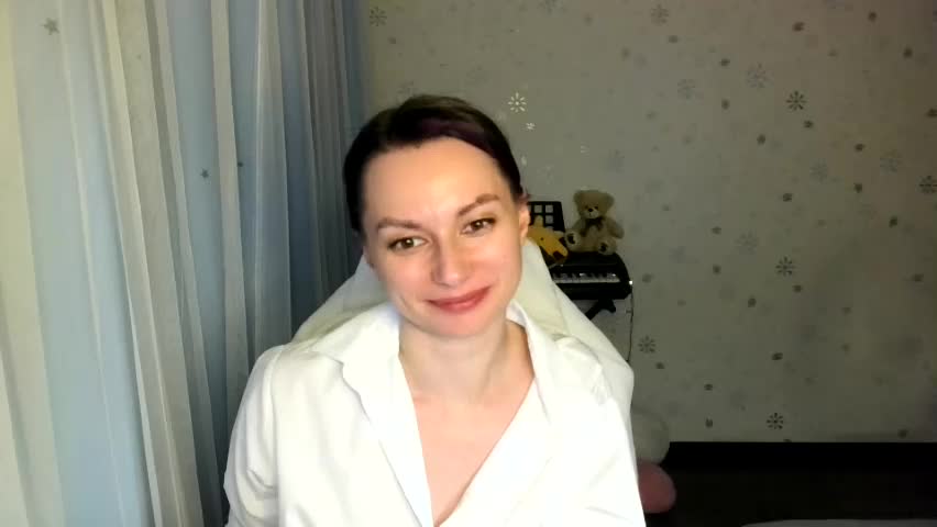 lunaa_bluee Adult Chat June 14, 2026