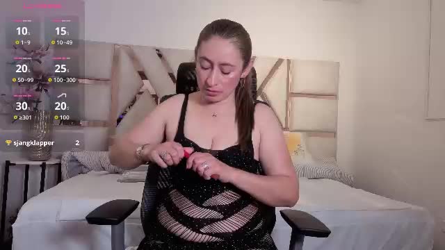 kelly_gracee Adult Chat June 14, 2026