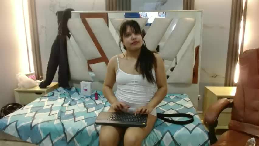 soficutesmilefon Adult Chat June 14, 2026
