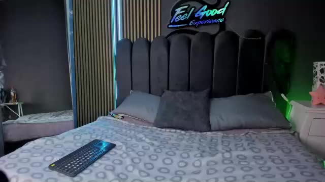 purpleheart_fg Adult Chat June 14, 2026