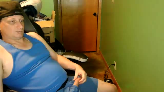 edwardaims_2please Adult Chat June 14, 2026