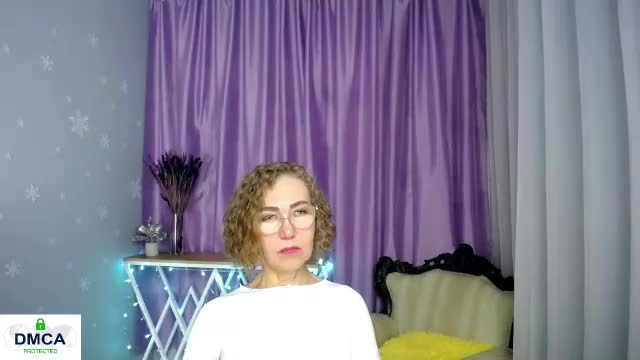 queen_a_n_i Adult Chat June 14, 2026