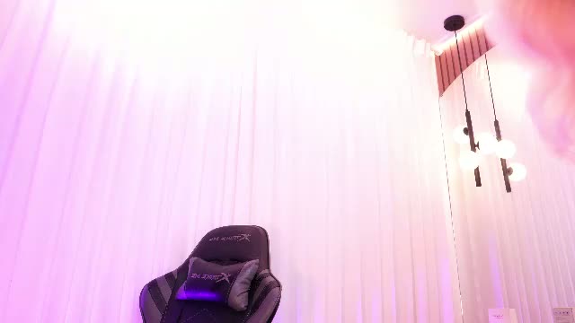 mekari_doll Adult Chat June 14, 2026