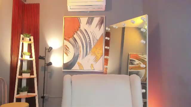 kiara_curls Adult Chat June 14, 2026