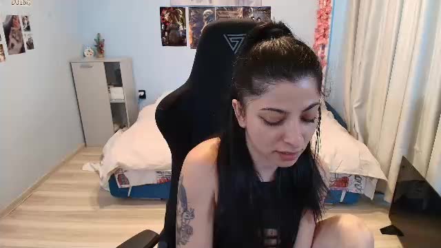 raven_haired_goddess Adult Chat June 14, 2026