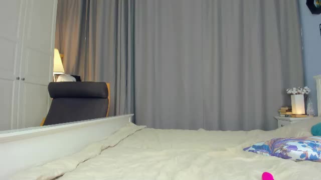 cuty_petite Adult Chat June 14, 2026