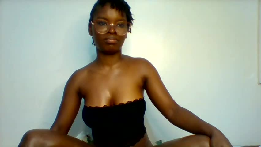 hot_cammy08 Adult Chat June 14, 2026
