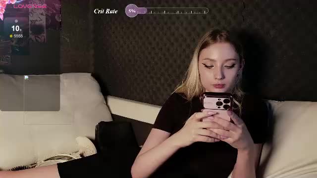 fluffy_cloude Adult Chat June 14, 2026