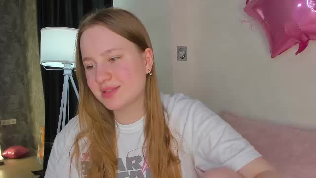 lina_smilee Adult Chat June 14, 2026
