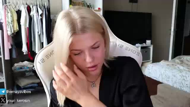 maya_blonde18 Adult Chat June 15, 2026