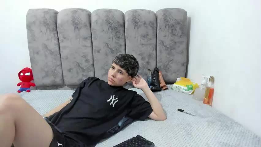 bruno_cruz Adult Chat June 16, 2026