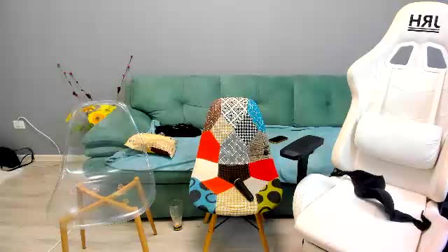 eveeevian Adult Chat June 15, 2026