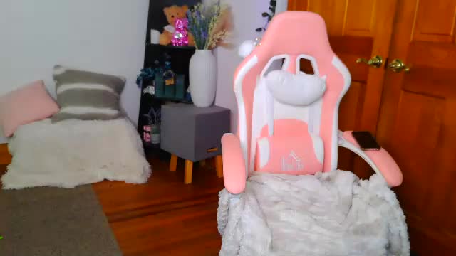 jessabelle_diamond Adult Chat June 15, 2026